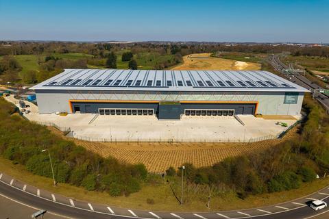 Warehouse to rent, Newlands Rd Slip End LU1 4AB