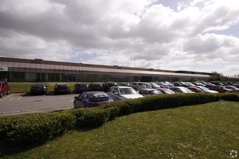 Research & development facility to rent, Castlegate Business Park Caldicot NP26 5YR