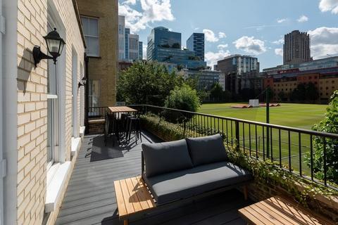 Office to rent, 4 City Rd London EC1Y 2AA