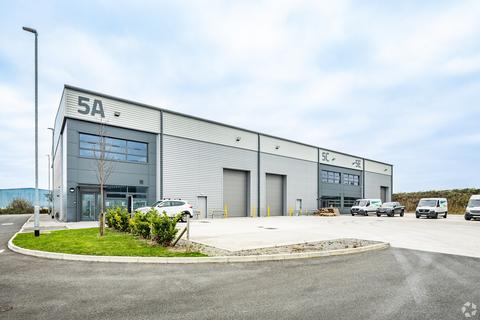 Warehouse to rent, Triumph Business Park Liverpool L24 9GQ