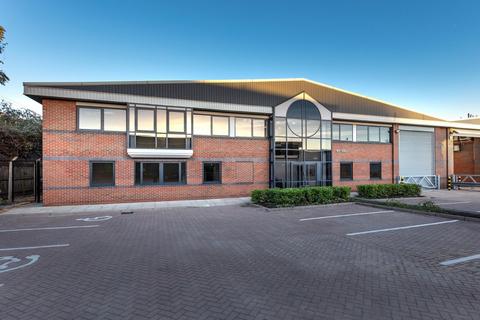 Warehouse to rent, 18-22 Telford Way London W3 7XS