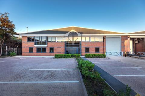 Warehouse to rent, 18-22 Telford Way London W3 7XS