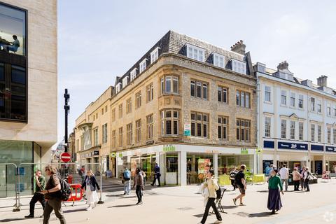 Office to rent, 11-12 Cornmarket St Oxford OX1 3EX