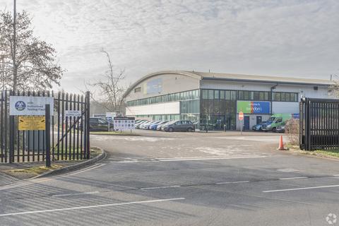 Industrial development to rent, Barnfield Rd Swindon SN2 2DJ