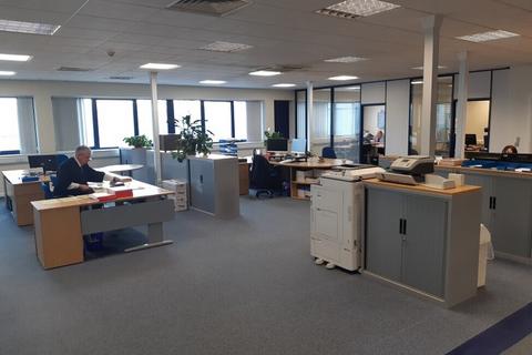 Industrial development to rent, Barnfield Rd Swindon SN2 2DJ