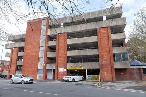 Retail property (high street) to rent, Castle Pl Trowbridge BA14 8AL