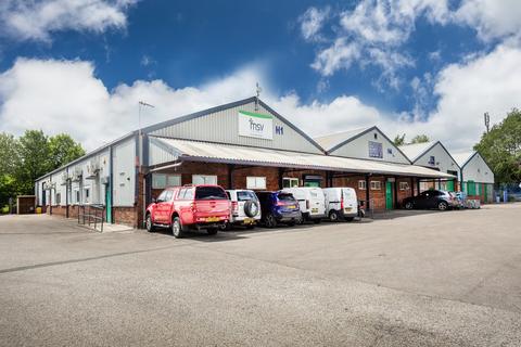 Warehouse to rent, Longford Trading Estate Manchester M32 0JT