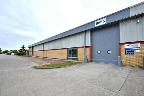 Warehouse to rent, Castlehill Industrial Estate, Horsfield Way Way Stockport SK6 2SU
