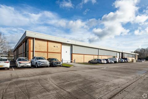 Warehouse to rent, Castlehill Industrial Estate, Horsfield Way Way Stockport SK6 2SU