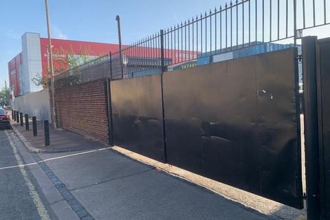 Industrial unit to rent, 12 Horn Ln London SE10 0RT