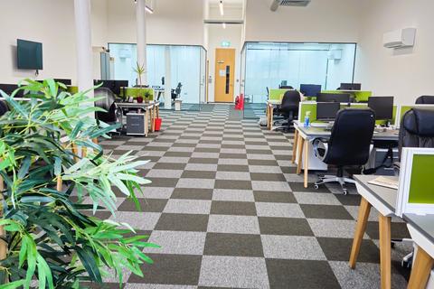 Office to rent, Gordon St Oldham OL9 9RH