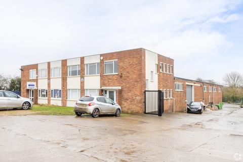 Warehouse to rent, 45-46 Ryhall Rd Stamford PE9 1UJ