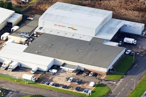 Warehouse to rent, Whitley Rd Newcastle Upon Tyne NE12 9SZ
