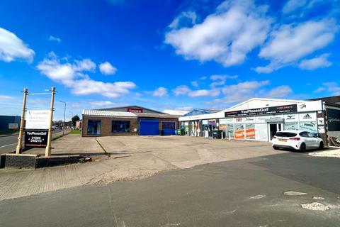 Retail property (high street) to rent, Churchill Rd Bicester OX26 4PZ