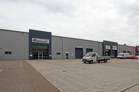 Warehouse to rent, 9-12 Third Ave Southampton SO15 0AD