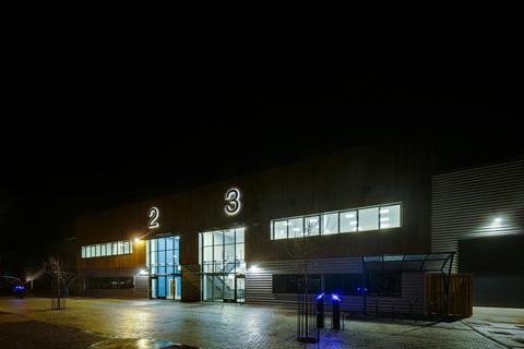 Warehouse to rent, Headley Rd E Reading RG5 4SN