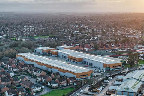 Warehouse to rent, Headley Rd E Reading RG5 4SN