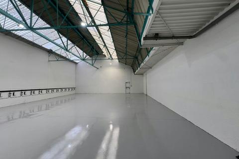 Warehouse to rent, 10 Ingate Pl London SW8 3NS