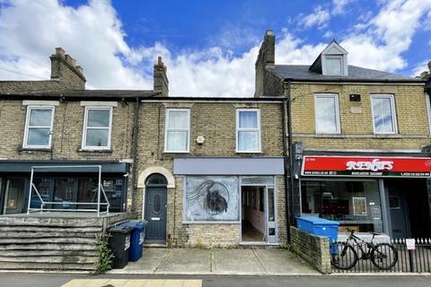 Retail property (high street) to rent, 28 Milton Rd Cambridge CB4 1JY