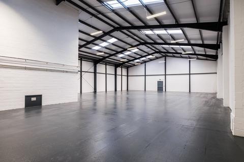 Distribution warehouse to rent, 99 Crombie Rd Aberdeen AB11 9QQ