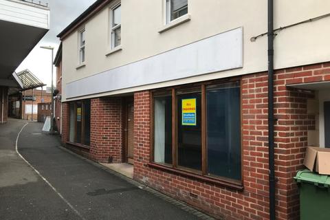 Retail property (high street) to rent, 2A-C Union St Andover SP10 1PA
