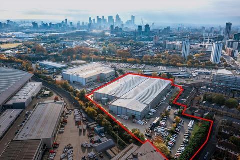 Warehouse to rent, Rick Roberts Way London E15 2NF