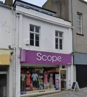 Retail property (high street) to rent, 120 Union St Torquay TQ2 5QB