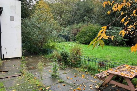Mixed use to rent, Victoria Park London E9 5DU