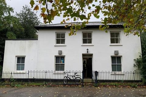 Mixed use to rent, Victoria Park London E9 5DU