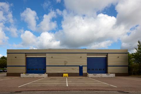 Warehouse to rent, 223 Hook Rise S Surbiton KT6 7LD