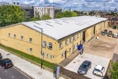 Warehouse to rent, 1-5 Somers Pl London SW2 2AL