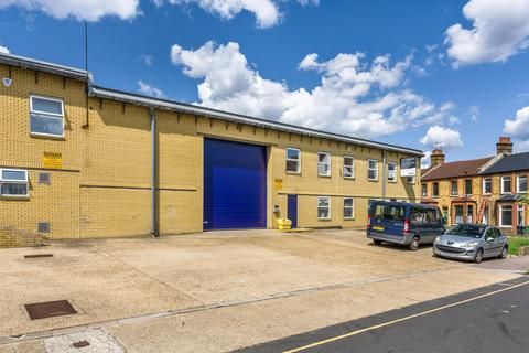 Warehouse to rent, 1-5 Somers Pl London SW2 2AL
