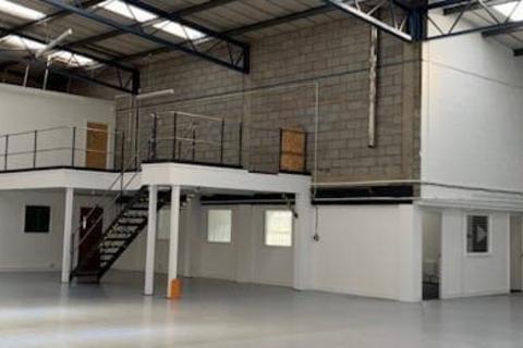 Warehouse to rent, 1-5 Somers Pl London SW2 2AL