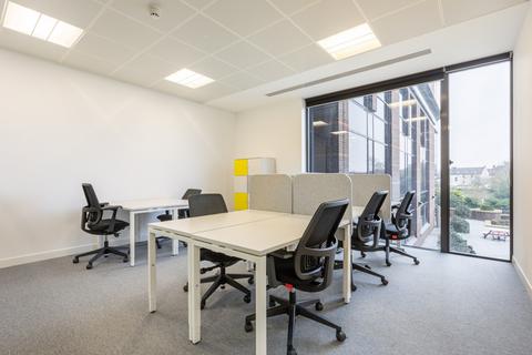 Office to rent, Victoria Sq St Albans AL1 3TF