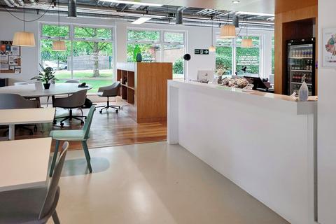 Office to rent, 1 Gerrards Cross Gerrards Cross SL9 0BG