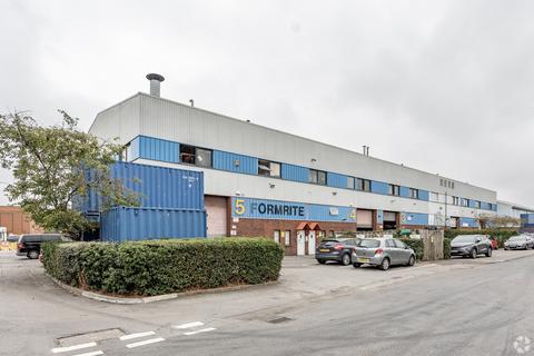 Warehouse to rent, Madleaze Rd Gloucester GL1 5SJ