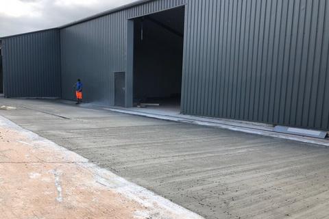 Warehouse to rent, Rockbeare Hl Exeter EX5 2EZ