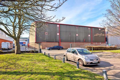Warehouse to rent, 32 Stewarts Rd London SW8 4DF