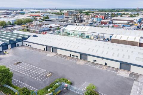 Warehouse to rent, Guinness Rd Manchester M17 1EB