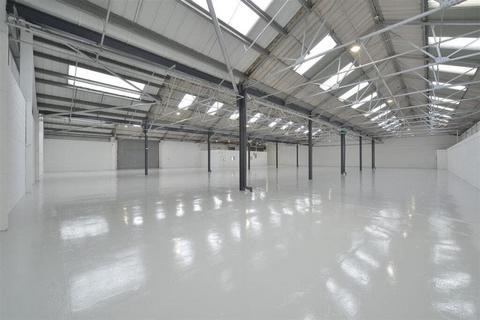 Warehouse to rent, Guinness Rd Manchester M17 1EB