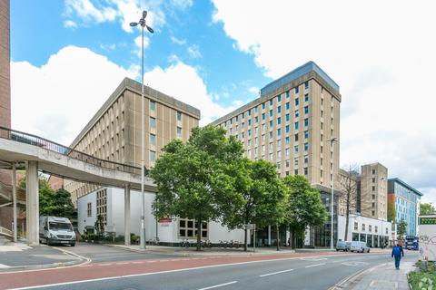 Office to rent, Lewins Mead Bristol BS1 2NT