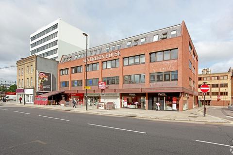Office to rent, 11-19 Ballards Ln London N3 1UX