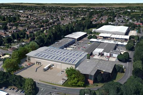 Distribution warehouse to rent, Grafton Way Basingstoke RG22 6NW