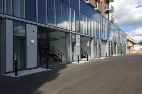 Distribution warehouse to rent, Fittleton Gdns London E3 3QY