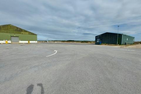 Warehouse to rent, Tickhill Rd Doncaster DN11 8EW