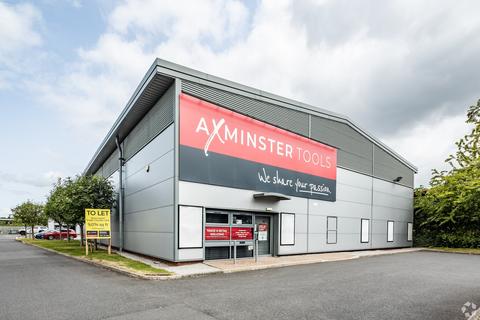 Showroom to rent, Kerfoot St Warrington WA2 8NT