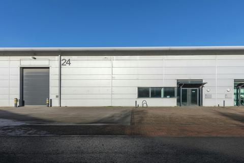 Warehouse to rent, Ockham Dr Greenford UB6 0FD