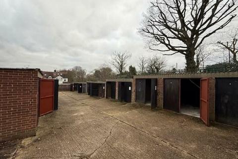 Industrial unit to rent, 2-12 Rear of Station Way Buckhurst Hill IG9 6LN