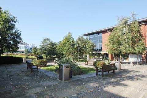 Office to rent, Parkway Fareham PO15 7AL