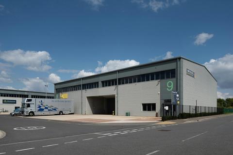 Warehouse to rent, 9 Portfield Rd Portsmouth PO3 5FN